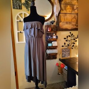 Elegant Gray Strapless Dress